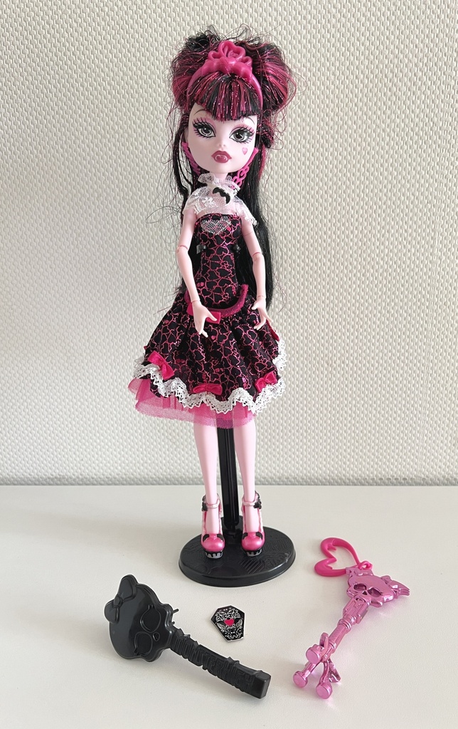 Poupée Monster High Draculaura Sweet 1600