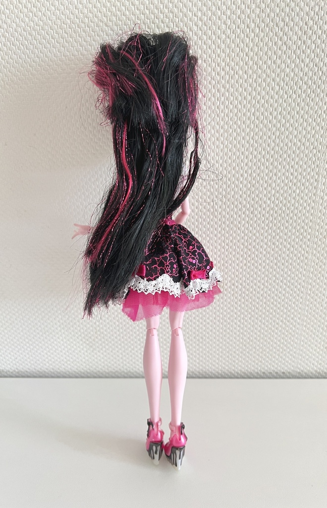 Poupée Monster High Draculaura Sweet 1600