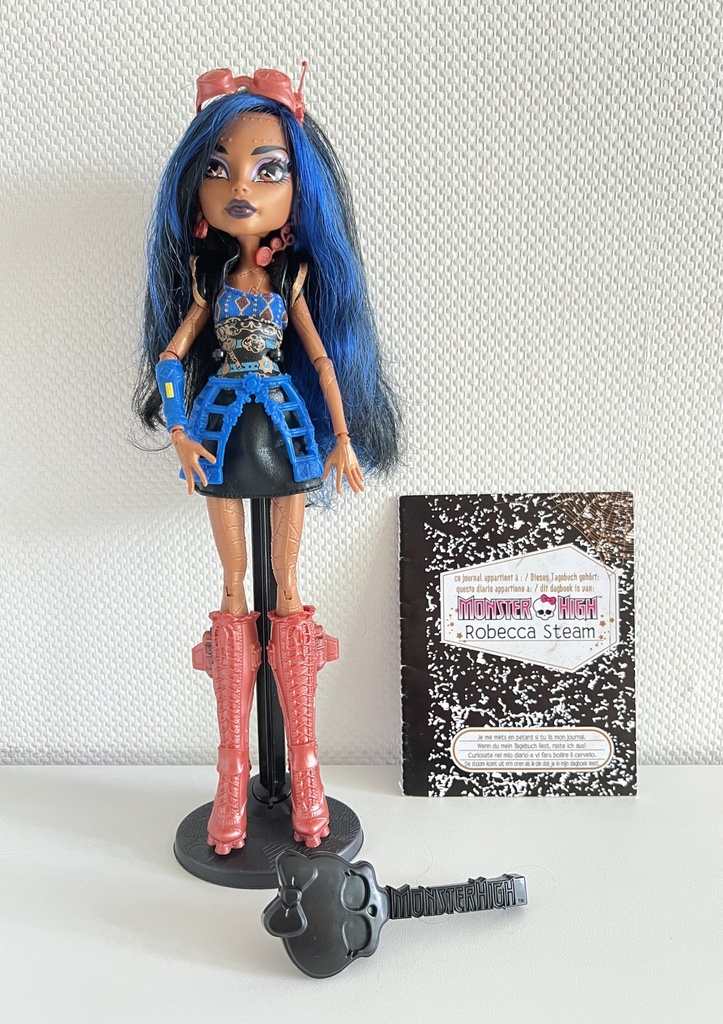 Poupée Monster High Robecca Steam Wave 4