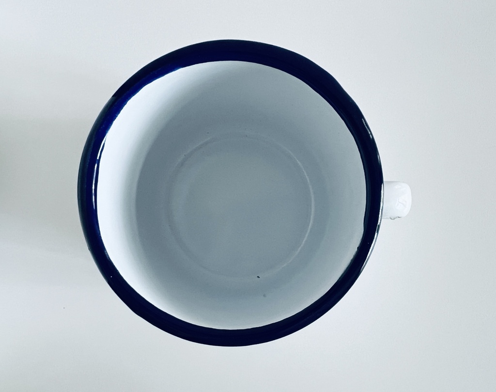 Tasse en métal émaillé motif Copenhague / Saxe