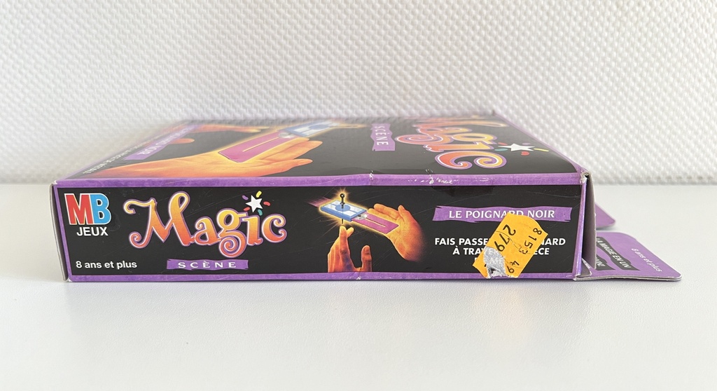 Jeu Magic Scène Le poignard noir