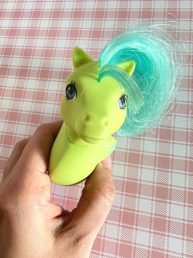 Figurine Mon Petit Poney Bébés aquatiques Perle (Baby Sea Ponies Sea Shimmer) G1